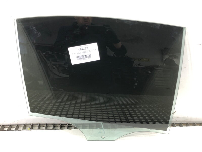 Okno dveře zadní pravé BMW 3 (F30, F80) 2011 - 2018