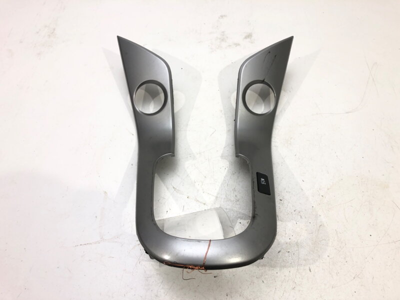 Kryt rámeček tunelu Chevrolet Cruze (J300) 2009 - 2022 94565208