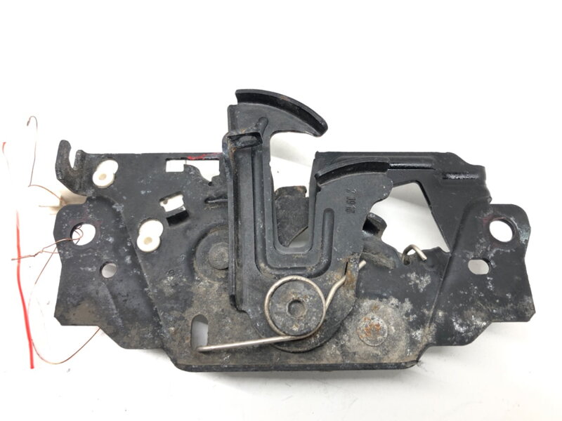 Zámek kapoty Ford Focus III Turnier 2010 - 2022