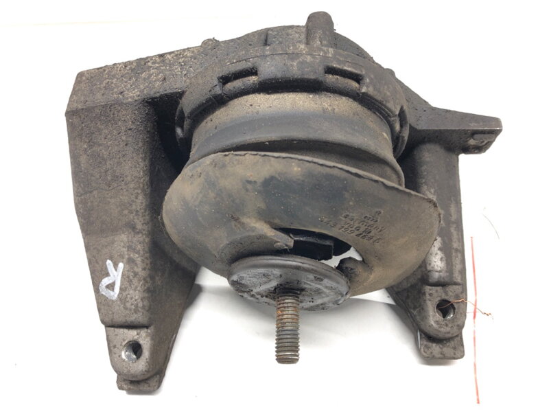 Polštář motoru pravý Audi A6 C4 (4A2) 1994 - 1997 4A0199352A