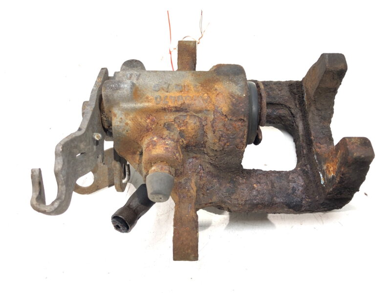 Brzdový třmen levý zadní VW Golf VI Variant (AJ5) 2009 - 2014