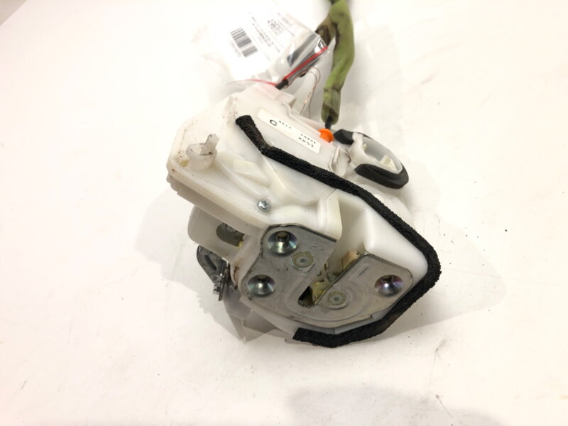 Zámek dveří pravý zadní Mazda CX-5 (KE, GH) 2011 - 2017