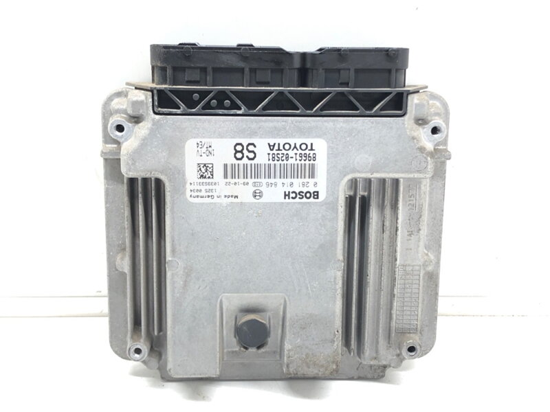 Řídicí jednotka motoru Toyota Auris (_E15_) 2006 - 2012 0281014846