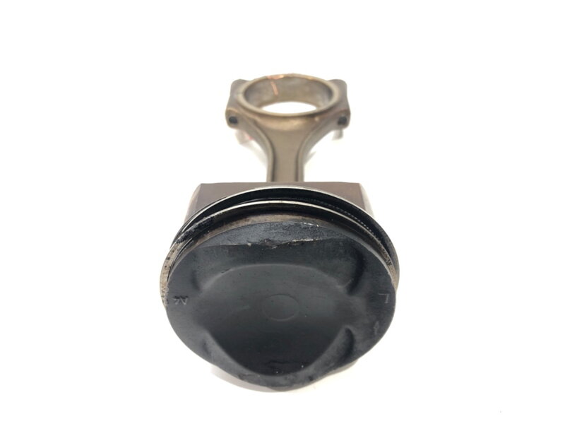 Píst S ojnicí Audi A6 C6 (4F2) 2004 - 2011 06EA AUK
