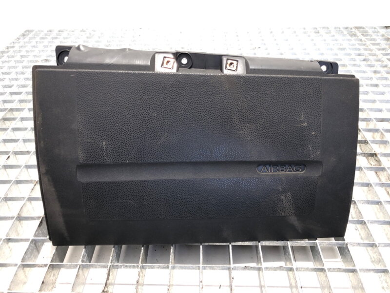 Spolujezdce Ford Transit Autobus (FD_ _, FB_ _, FS_ _, FZ_ _, FC_ _) 2006 - 2014 6C11-V044A74-AG