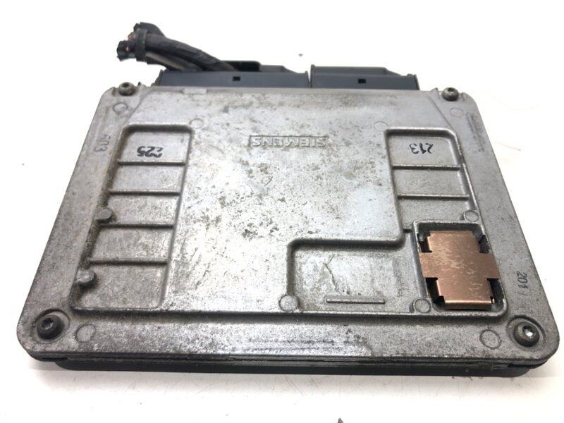 Řídicí jednotka motoru Skoda Fabia I Combi (6Y5) 2000 - 2007 047906033L