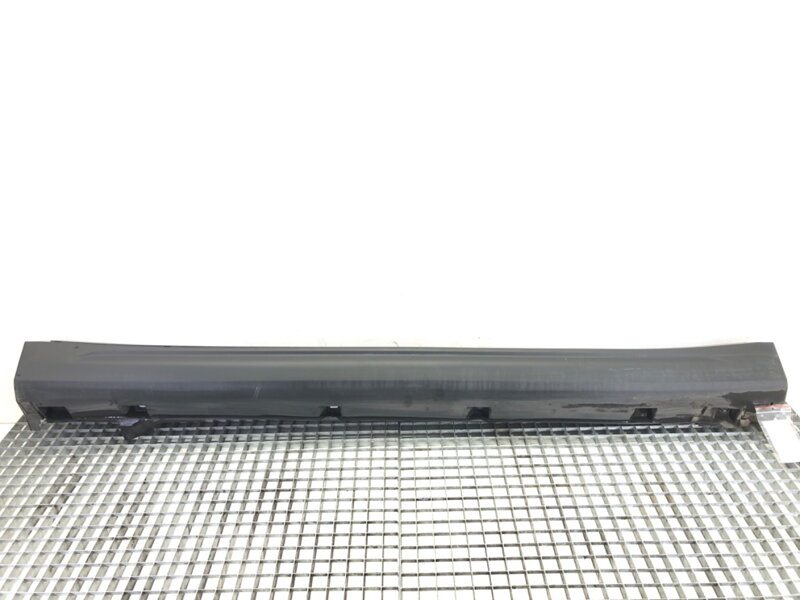 Lišta prahová pravá Suzuki SX4 S-cross (JY) 2013 - 2022 77231-63T0R