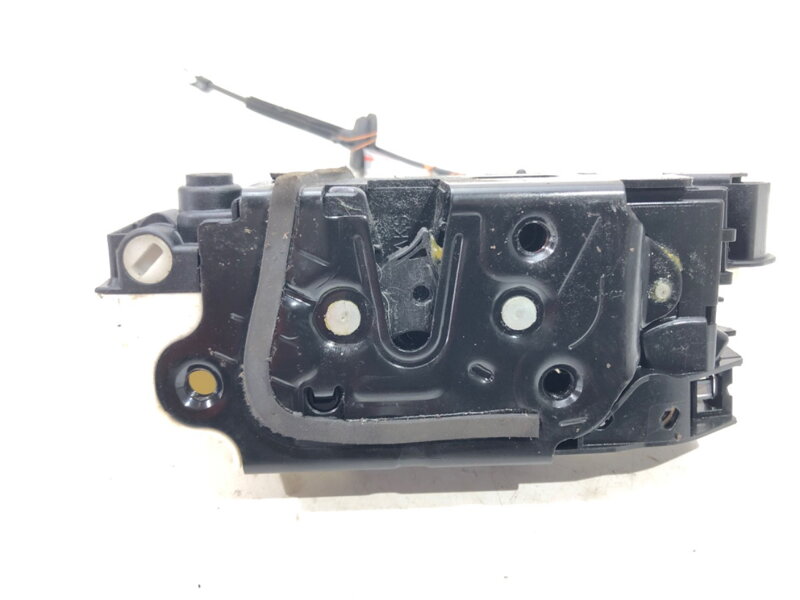 Zámek dveří levý zadní VW Tiguan (5N_) 2007 - 2018 5N0839015D