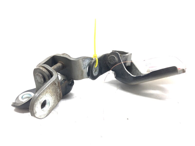 Pant dveře přední levý Toyota Avensis Sedan (_T27_) 2008 - 2018