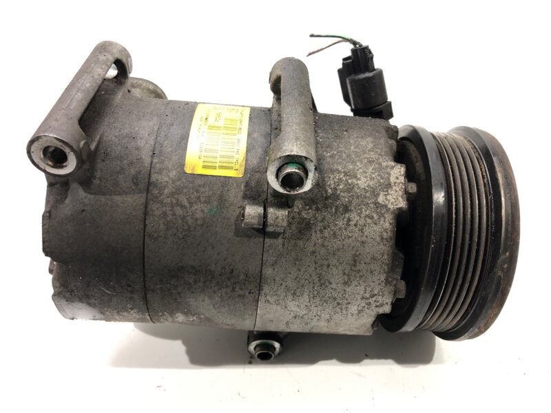Kompresor klimatizace Ford Focus III Turnier 2010 - 2022 AV61-19D629-CA