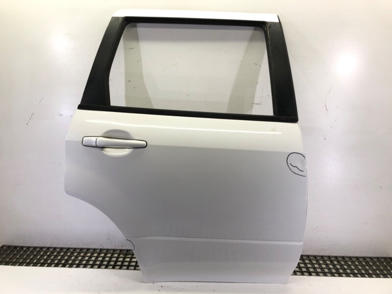 Dveře pravé zadní Mitsubishi Outlander I (CU_W) 2001 - 2008