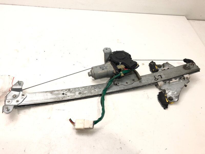 Stahovačka okna levá přední Toyota Avalon Sedan (_X2_) 1999 - 2005 85720-AC020