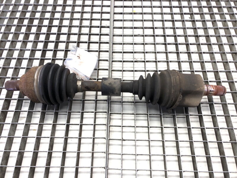 Poloosa levá přední Volvo S40 II (544) 2003 - 2012