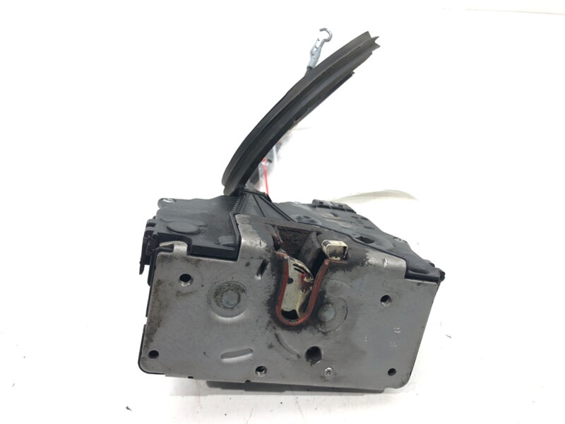 Zámek dveří pravý přední Opel Corsa D (S07) 2006 - 2014 13258274