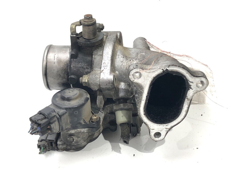 Škrticí klapka Toyota Corolla Verso (_E12_) 2001 - 2007