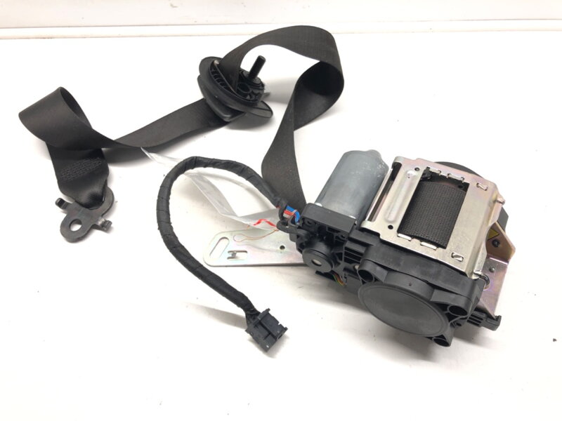 Bezpečnostní PÁS pravý přední BMW 7 (F01, F02, F03, F04) 2008 - 2015 609334000C