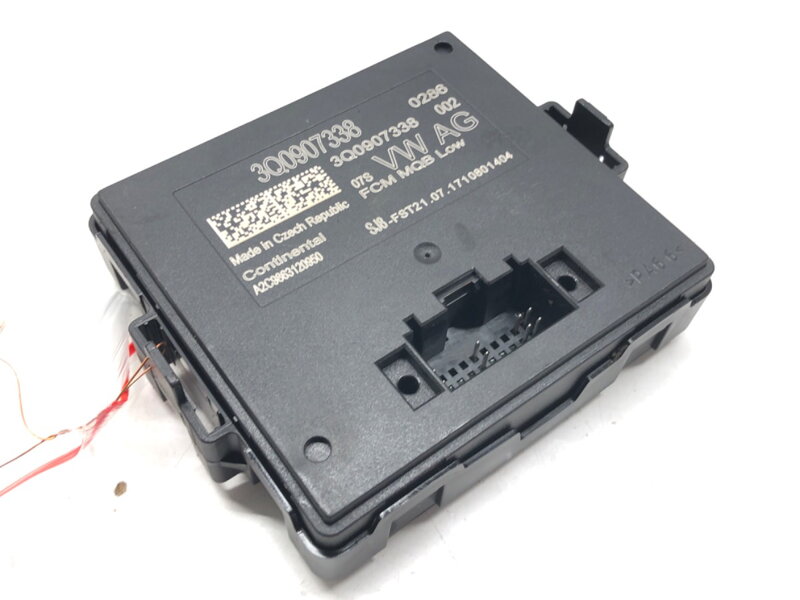 Řídicí jednotka světel VW Arteon (3H7, 3H8) 2017 - 2022 3Q0907338