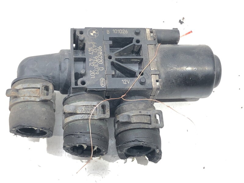 Přídavná vodní pumpa BMW 7 (F01, F02, F03, F04) 2008 - 2015 9153079