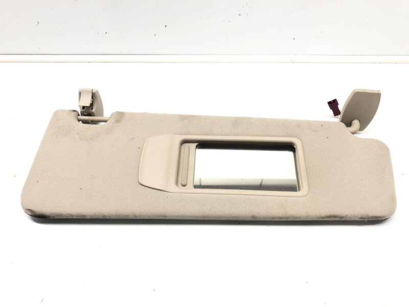 Sluneční clonítko pravé BMW 7 (F01, F02, F03, F04) 2008 - 2015