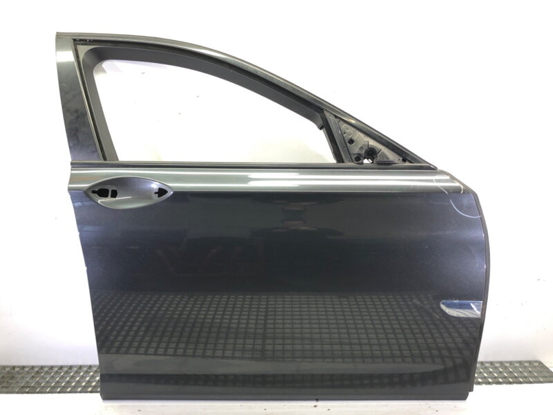 Dveře pravé přední BMW 7 (F01, F02, F03, F04) 2008 - 2015