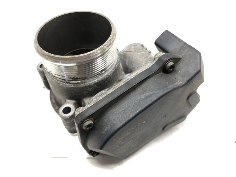 Škrticí klapka Skoda Superb II Kombi (3T5) 2009 - 2015 06F133062Q