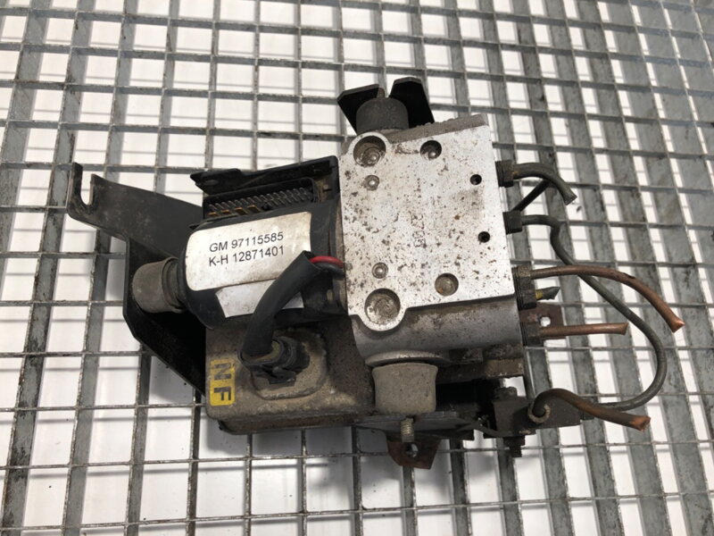 Čerpadlo Opel Frontera A (U92) 1992 - 1998 97115585