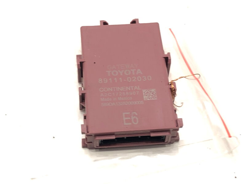 Modul gateway Toyota Corolla Sedan (_E21_) 2019 - 2022 89111-02030