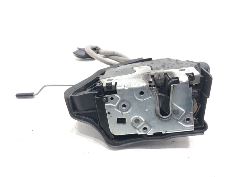 Zámek dveří levý přední BMW X5 (E53) 2000 - 2006