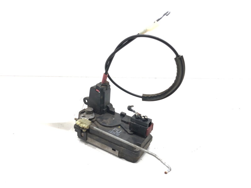 Zámek dveří levý zadní Opel Zafira B (A05) 2005 - 2015 13210738