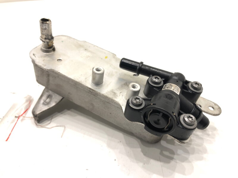 Chladič oleje BMW X3 (G01, F97) 2017 - 2022 8514515