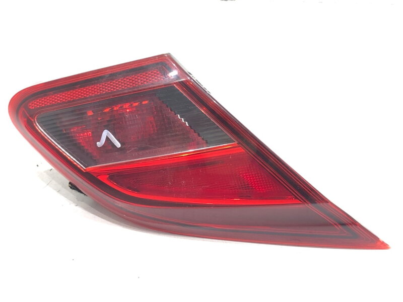 Světlo zadní levé vnitřní Opel Corsa E (X15) 2014 - 2022 13428451