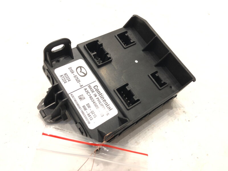 Modul komfortu Mazda 2 (DL, DJ) 2014 - 2022 D10A-675Z0–A