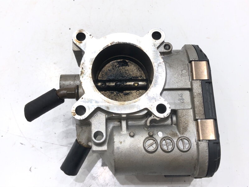 Škrticí klapka Seat Ibiza II (6K1) 1993 - 2002 030133062C