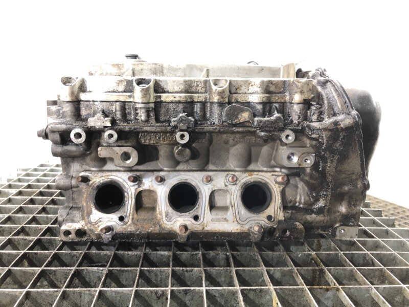 Hlava válců levá Audi A6 C6 Avant (4F5) 2004 - 2011 06E103373D