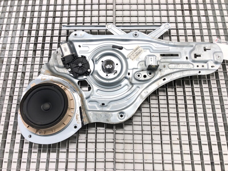 Stahovačka okna pravá přední KIA Sportage III (SL) 2009 - 2022 82480-3U130