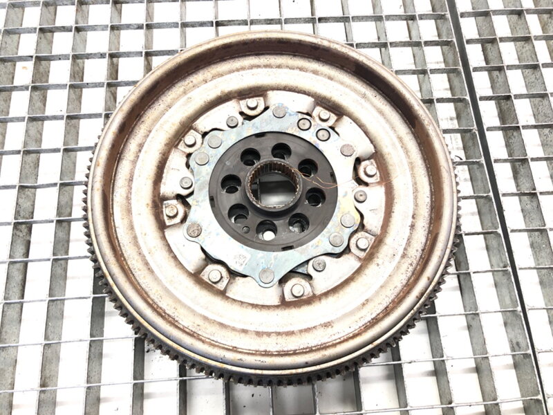 Spojka VW Golf VII (5G1, BQ1, BE1, BE2) 2012 - 2022 06K105266A