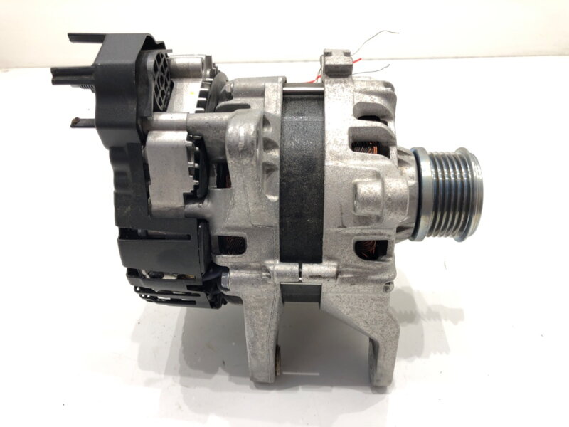 Alternátor Renault Captur II 2020 - 2022 2310A1749R