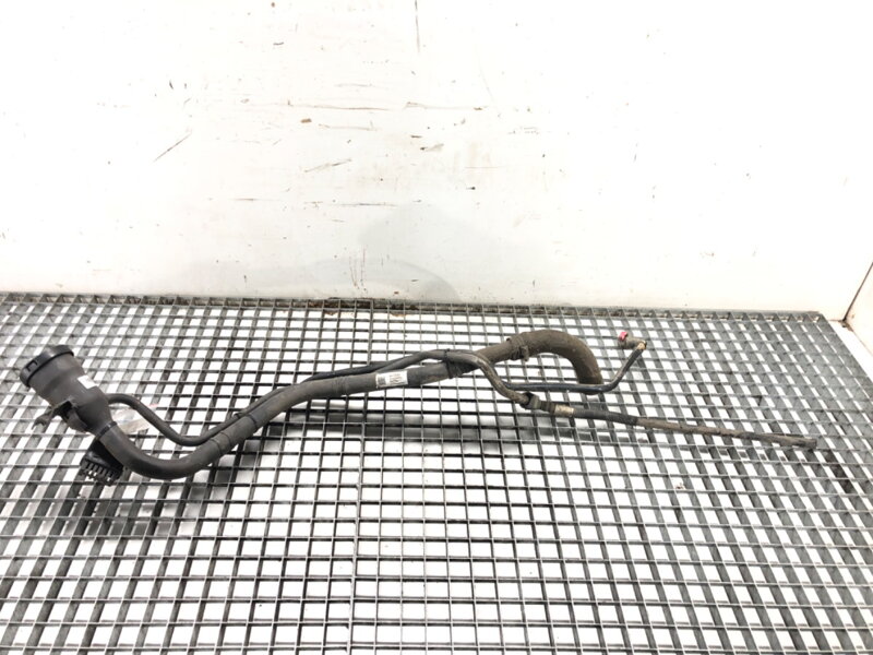 Potrubí nalévacího hrdla paliva Opel Insignia B Sports Tourer (Z18) 2017 - 2022 84313382