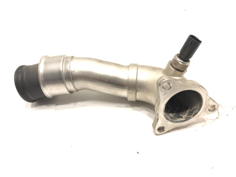 Potrubí nasávání vzduchu Audi Q5 (FYB, FYG) 2016 - 2022 05L131525A