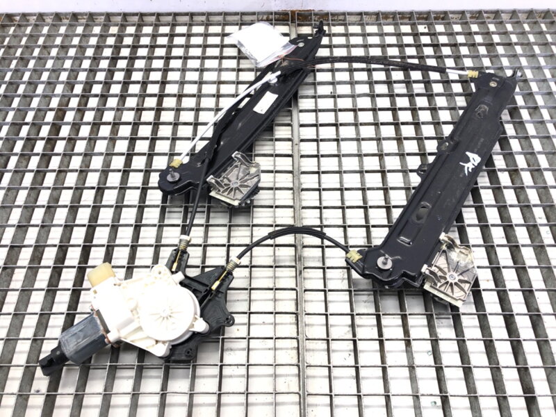 Stahovačka okna pravá zadní BMW 4 Gran Coupe (F36) 2014 - 2022 7326326