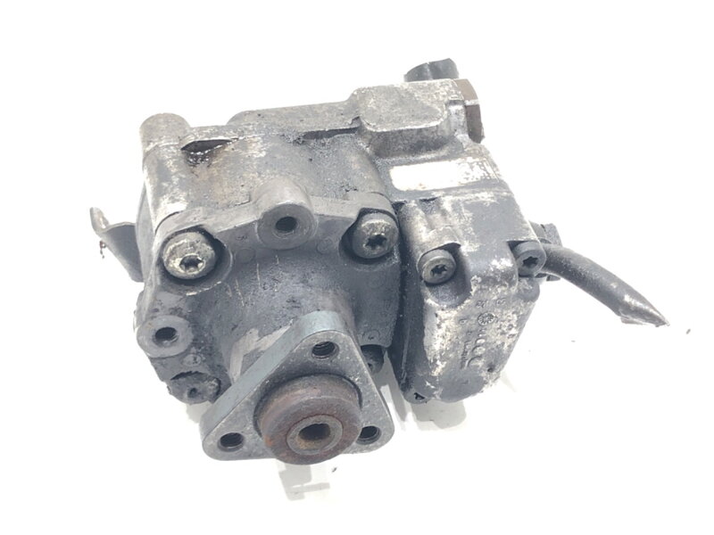 Servočerpadlo BMW 5 Touring (E61) 2004 - 2010 6780848