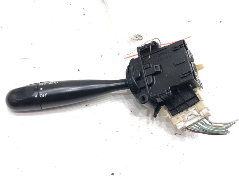 Přepínač směrovek Toyota Yaris (_P1_) 1999 - 2005