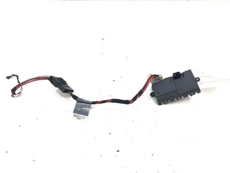 Odpor ventilátoru / ventilátory vzduchu BMW 5 Touring (E61) 2004 - 2010 6934972