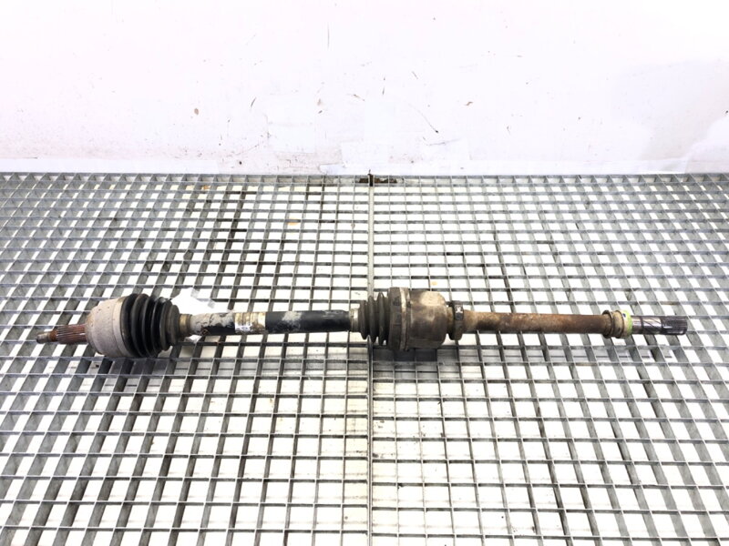 Poloosa pravá přední Renault Laguna III (BT0/1) 2007 - 2015 8200618168