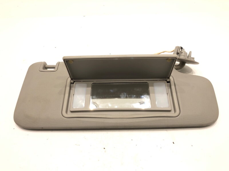 Sluneční clonítko pravé Opel Insignia A Sports Tourer (G09) 2008 - 2017