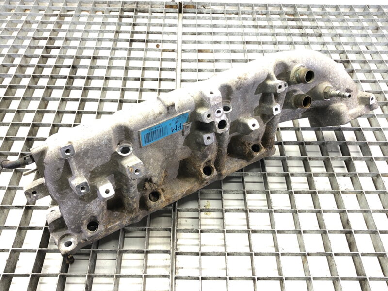 Sací potrubí Opel Astra J Sports Tourer (P10) 2010 - 2015 55565246