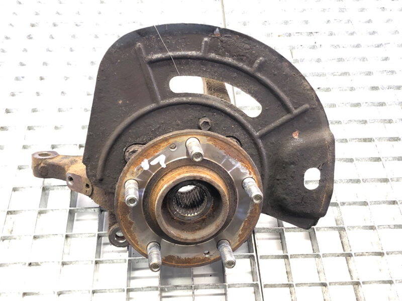 Otoč levá přední Hyundai I40 I Kombi VAN (VF) 2011 - 2022