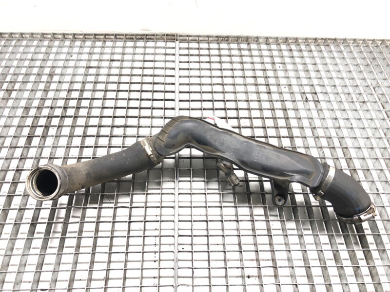 Vzduchové potrubí VW Passat B6 Variant (3C5) 2005 - 2011 1K0145762AH