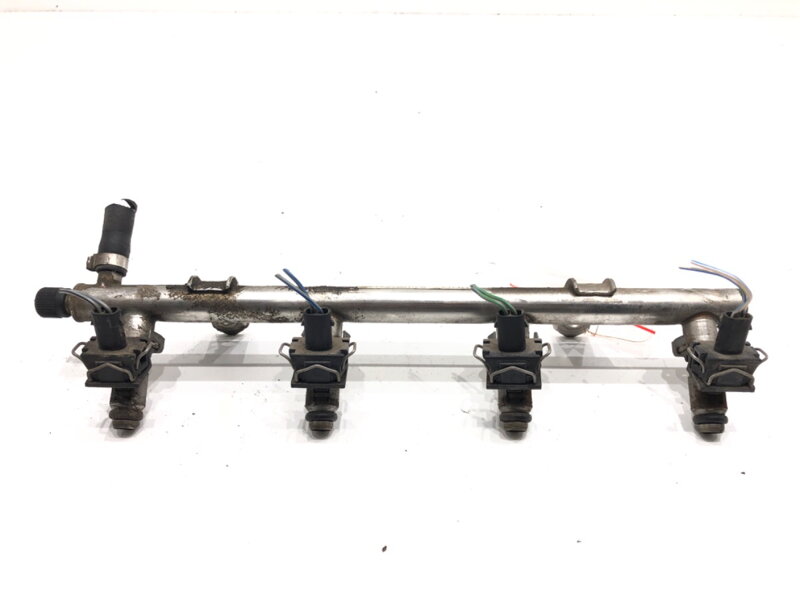 Vstřikovací rampa Mercedes-benz Vaneo (414) 2002 - 2005 96614003