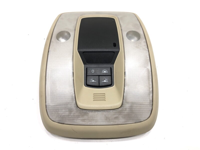 Stropní světlo Volvo XC60 I SUV (156) 2008 - 2017 39823162